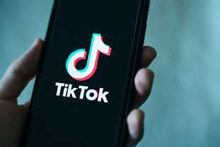 İslamazeri.com saytının  TikTok səhifəsini izləyin