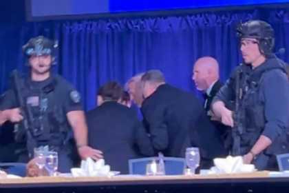 Trampın qatıldığı tədbirdə silahlı hücum