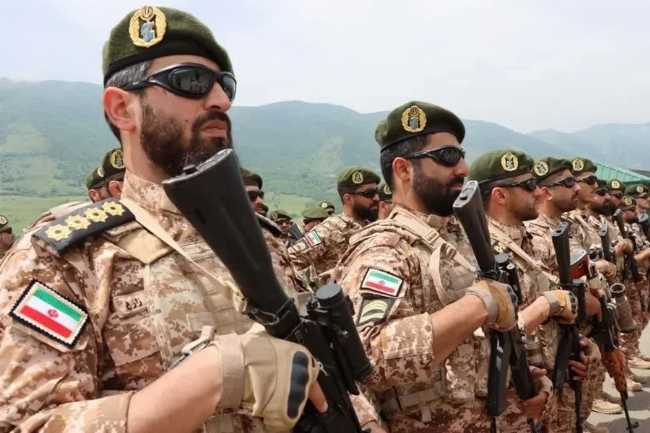 İnqilab Keşikçiləri: 200-dən çox zabitin olduğu ərazi vuruldu