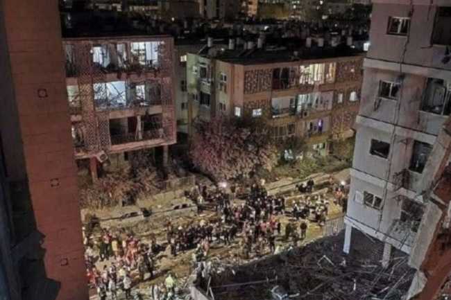 İsrail mediası: İran amansız sürətlə raket atır