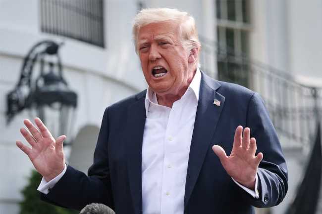 Livan Trampın İsrail rəsmiləri ilə görüşmək iddialarını rədd edib