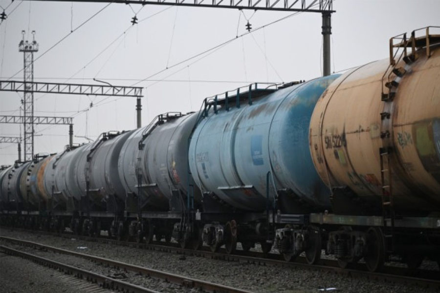 Azərbaycan Ermənistana 887 ton dizel göndərir