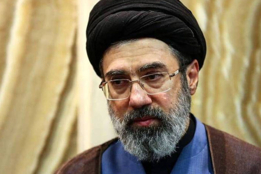 CNN: Ayətullah Müctəba Xamenei ölkəni idarə edir