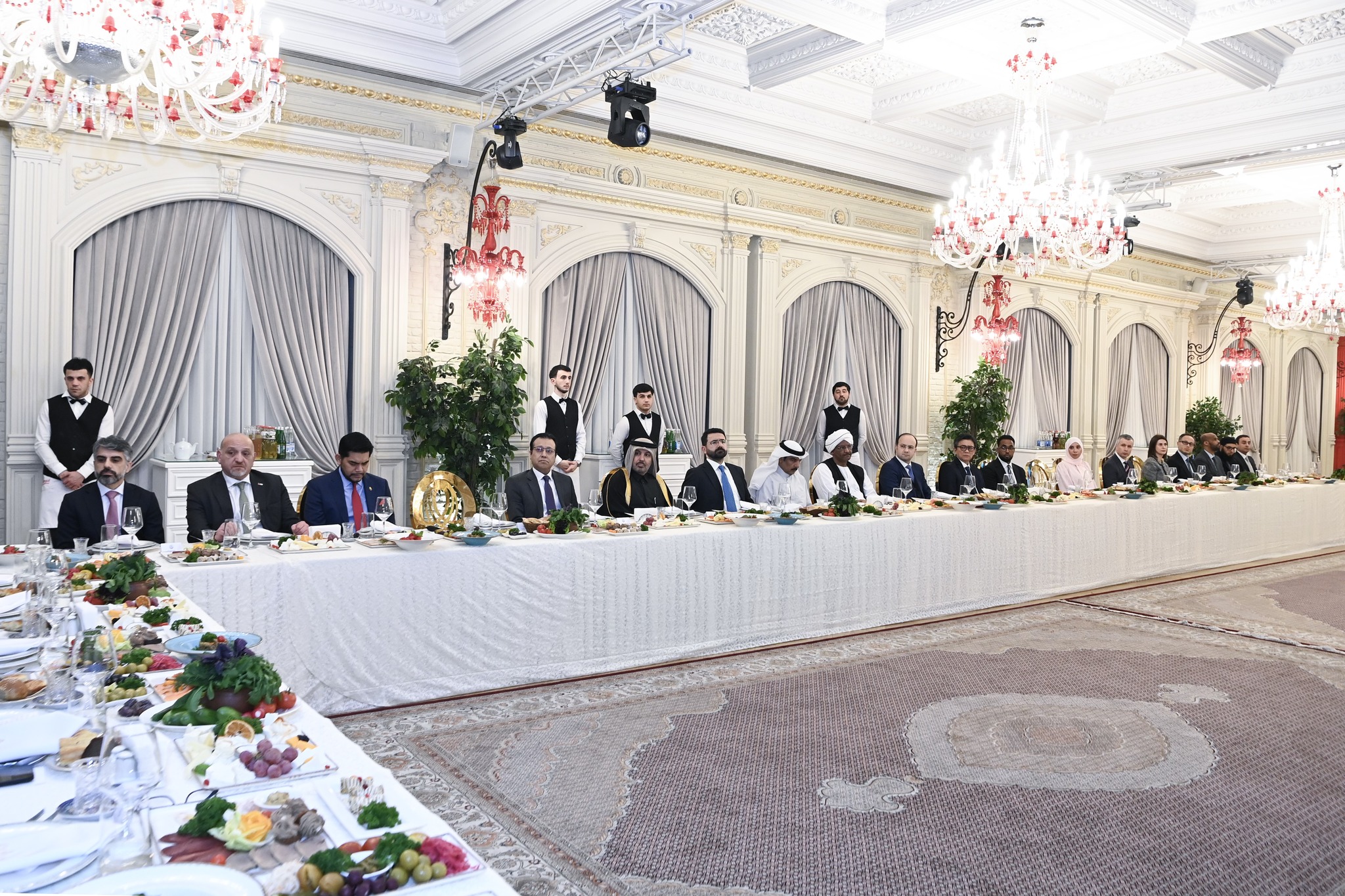 Azərbaycan XİN-nin iftar süfrəsində Qəzza mesajı - FOTO