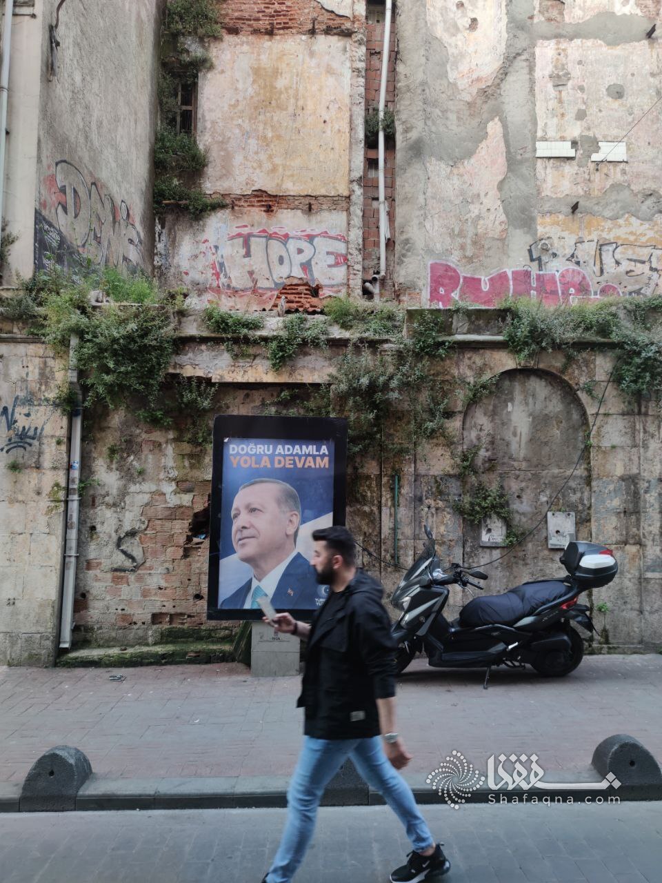 Türkiyədə prezident seçkilərinin ikinci turu təbliğat-təşviqatı - FOTO