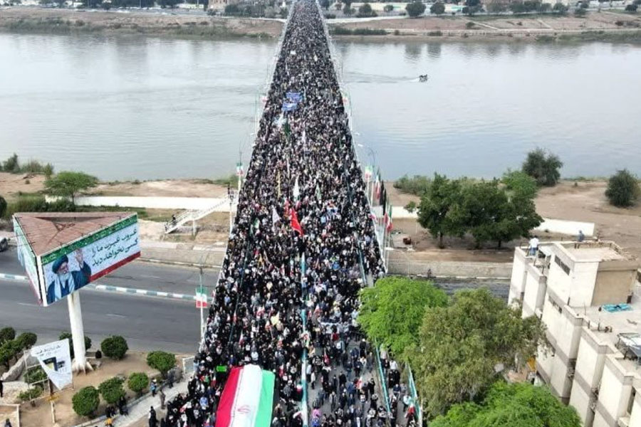 İranda milyonlarla insan Qüds Günü münasibətilə küçələrə axışıb