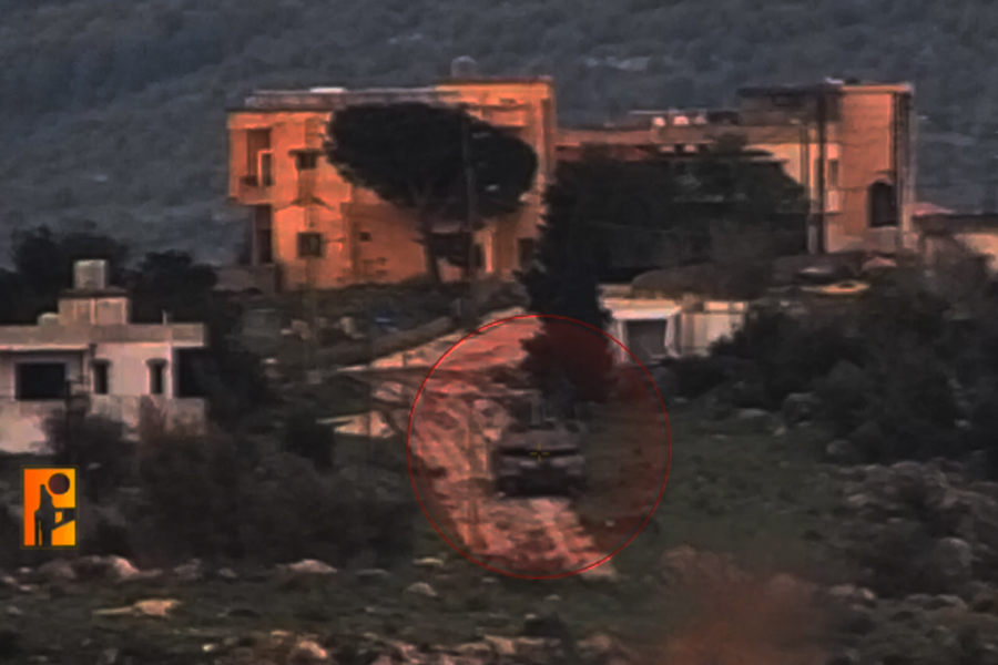 İsrailin Merkava tankı belə vuruldu - VİDEO