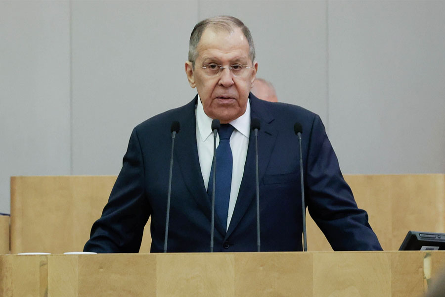 Lavrov: Hörmüz boğazındakı böhranı İran yaratmayıb