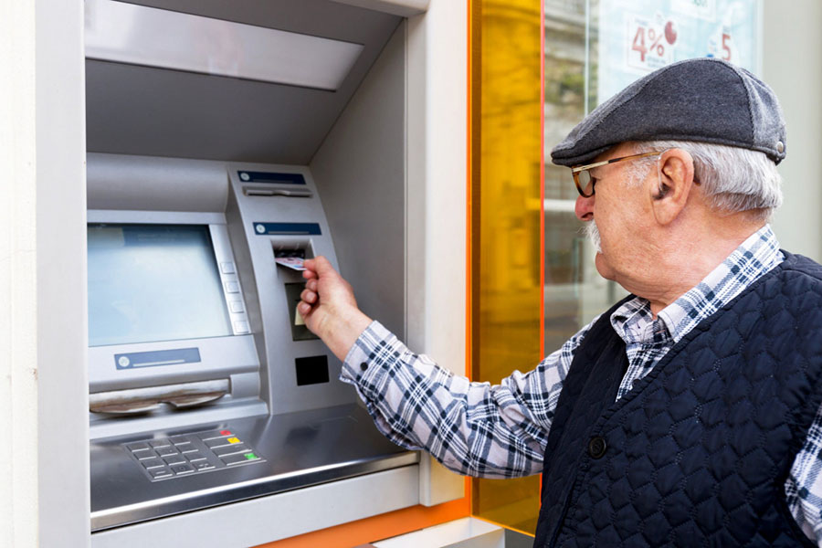Minimum əmək pensiyası 280 manata qaldırılır