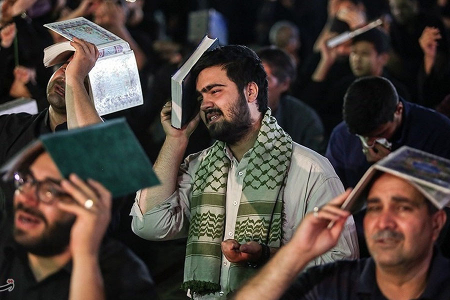 Niyə Quranı başa qoyub dua edirik?