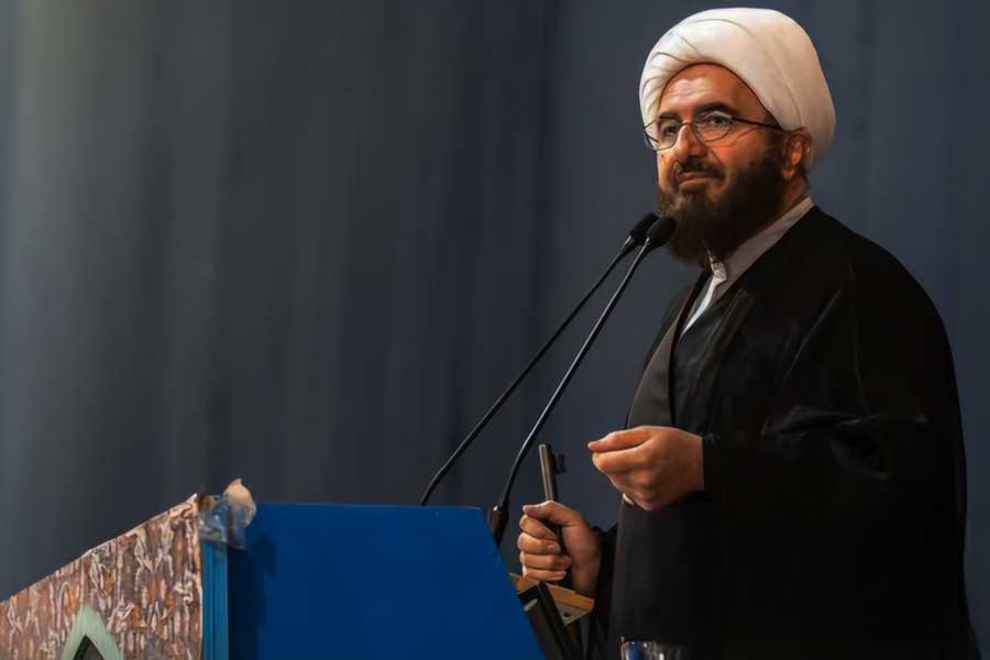 Tehranın İmam Cüməsi: Hörmüz müzakirə mövzusu deyil!