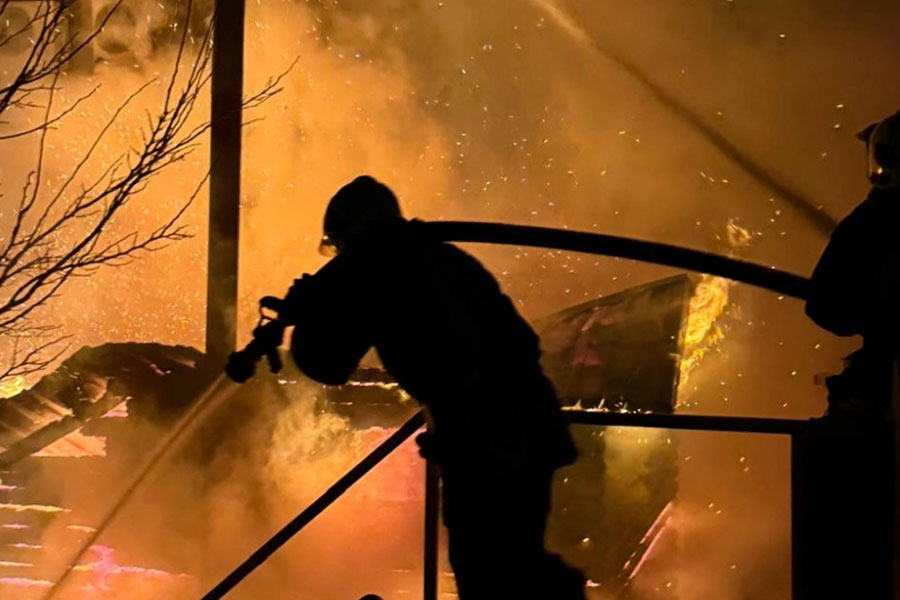 Zirədə söhbətgah yanıb